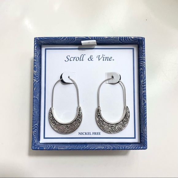 Authentic Scroll & Vine earrings - Picture 1 of 4